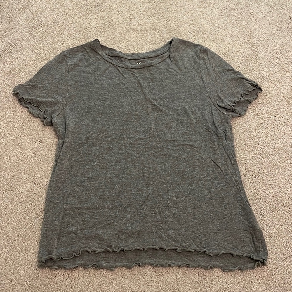 American Eagle Cropped Short Sleeve Shirt